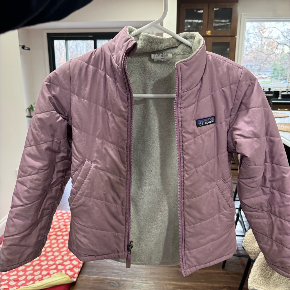 Patagonia Kids’ Reversible Jacket, Mauve, XS